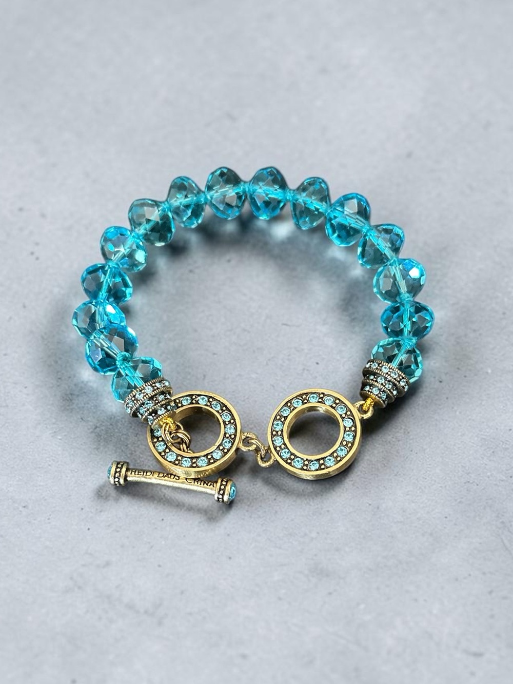 NWT Heidi Daus Translucent Turquoise Faceted Bead Toggle Vintage Bracelet